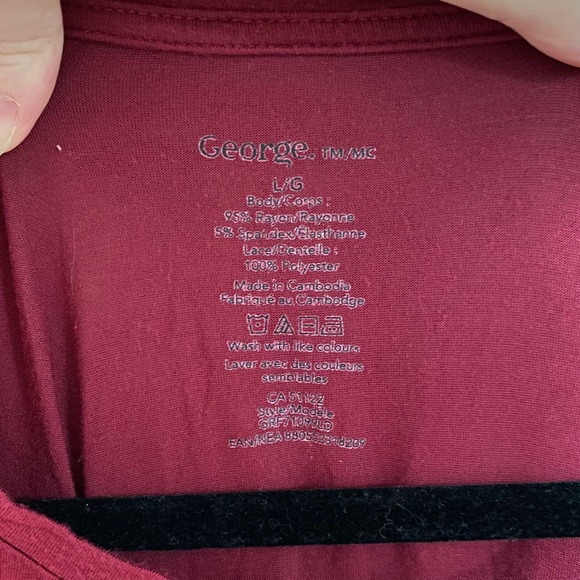 George Burgundy Crocheted Details T-Shirt | Large - Picture 5 of 5